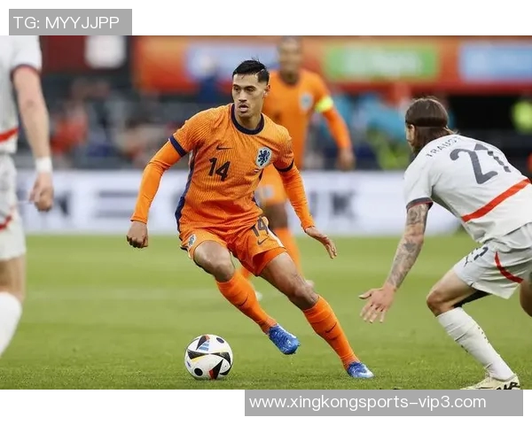 从足球球星脚下频率看速度与技术结合如何影响比赛走势与团队效率 从足球球星脚下频率看速度与技术结合如何影响比赛走势与团队效率